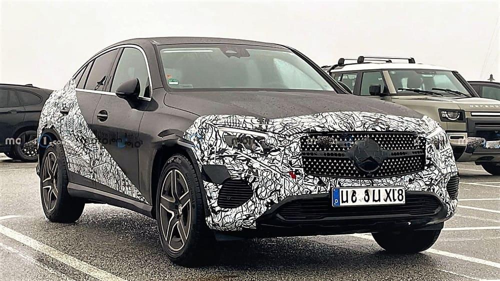 Mercedes-Benz GLC Coupe 2024 в легком камуфляже