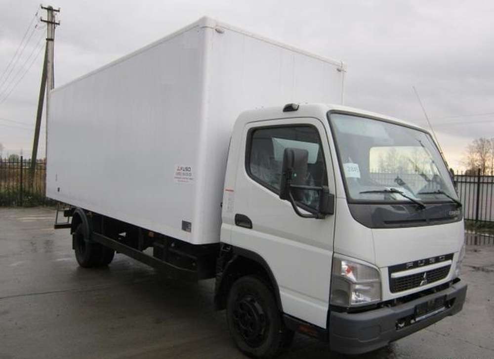 Mitsubishi Canter Van – новое имя фургона Nissan NV350 Urvan