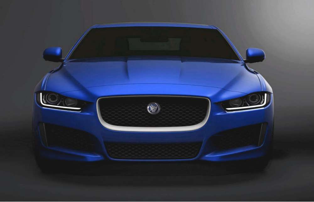 Испытания седана Jaguar XE с мотором V6 засняты на видео