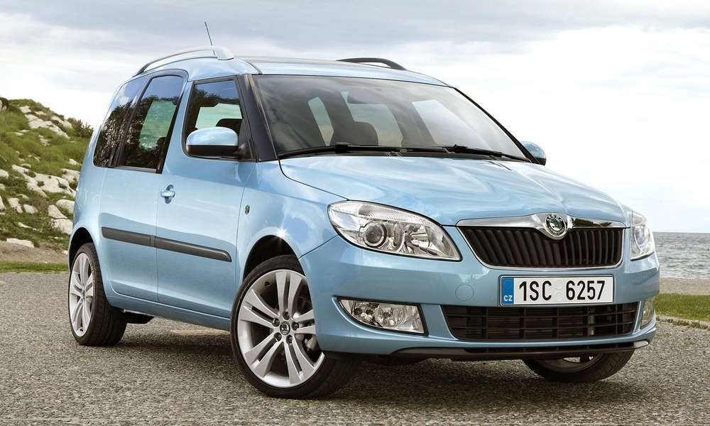 Skoda приступила к тестированию нового поколения Roomster