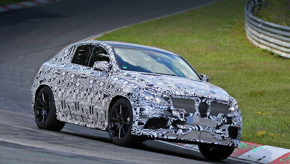 Mercedes-Benz тестирует ML Coupe