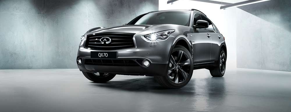 Премьера специальной версии кроссовера Infiniti QX70 S Design состоится в Париже