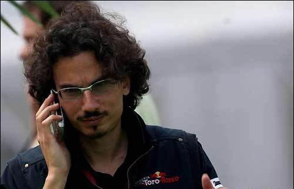 Лоран Мекис перешел на работу в FIA