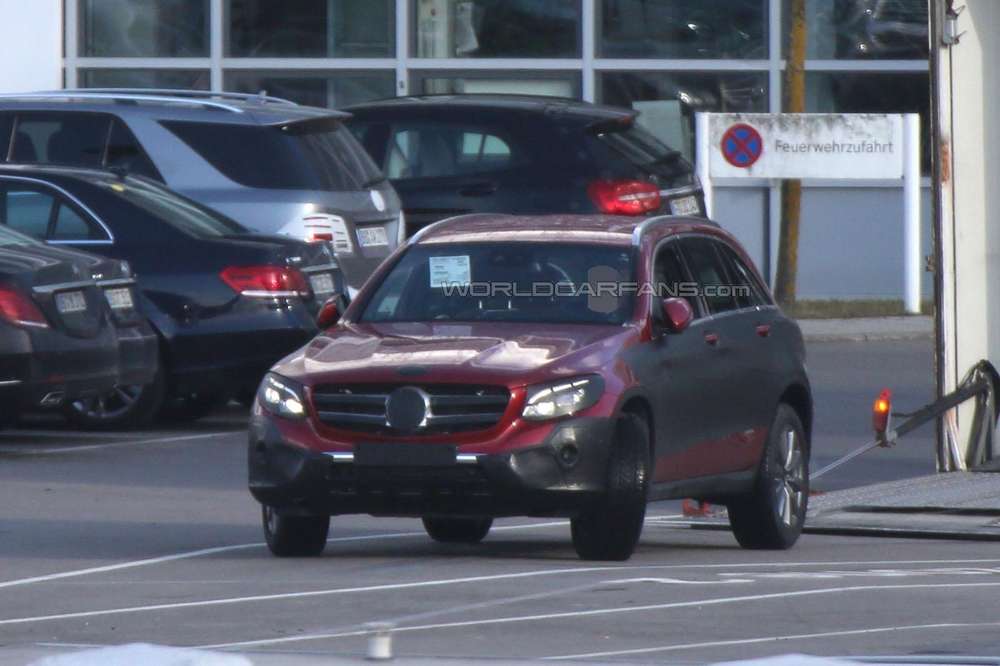 Mercedes завершает тестовые заезды нового кроссовера
