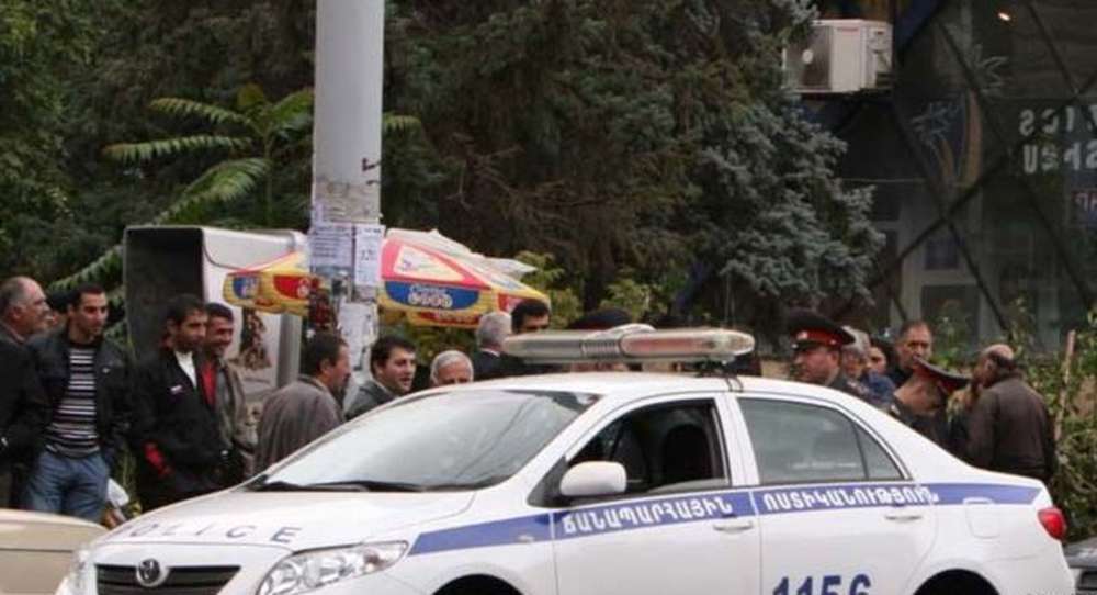 В Ереване столкнулись машины высокопоставленных чиновников Армении