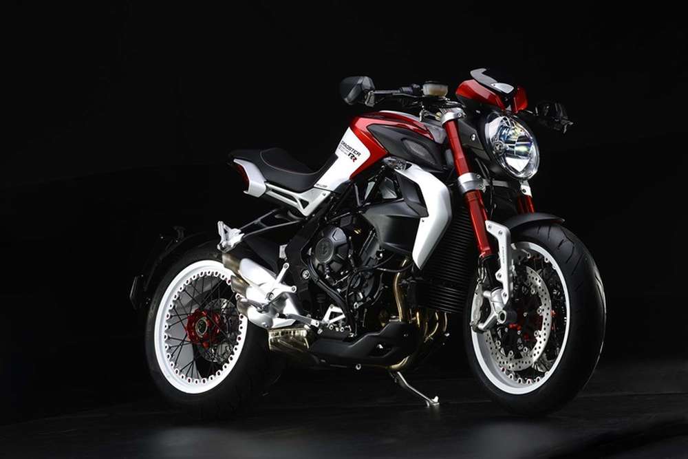 Компания MV Agusta опубликовала тизерную фотографию новой модели