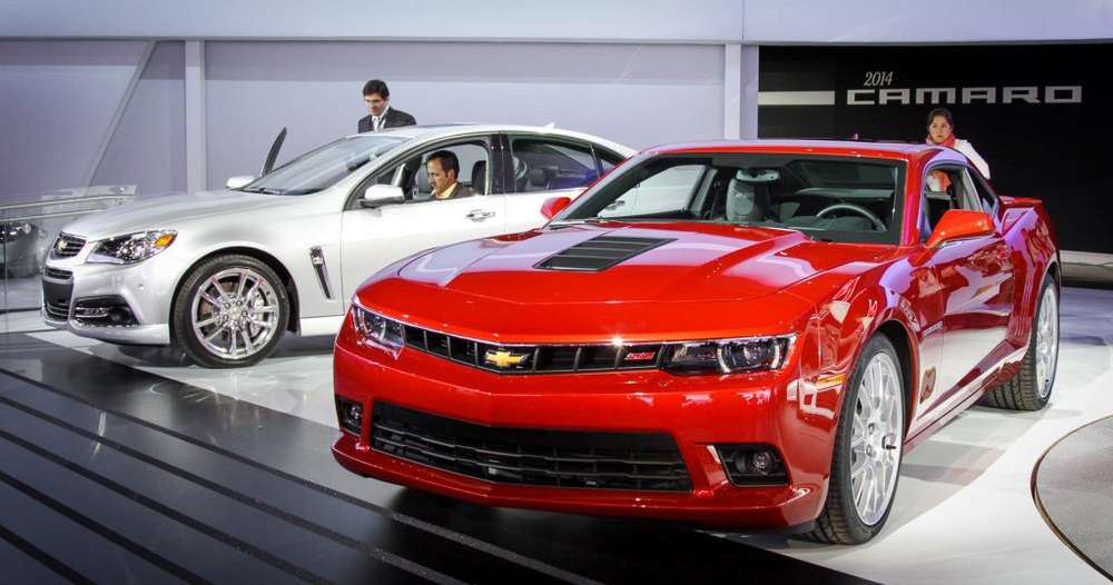 Новый Chevrolet Camaro замечен с минимумом камуфляжа