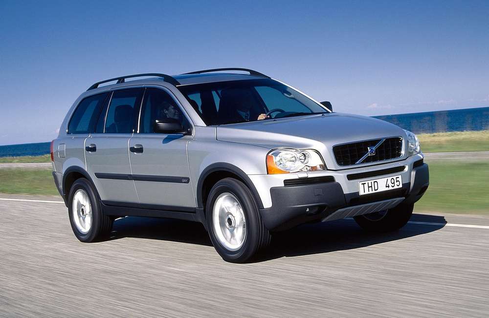 Топовый Volvo XC90 оценили в 4 миллиона рублей