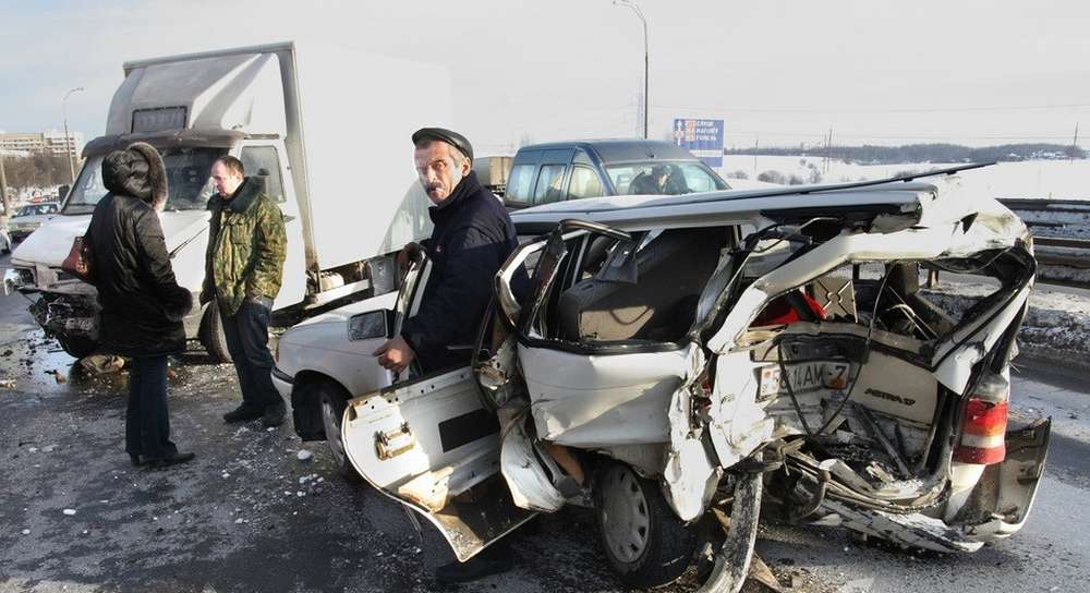 За воскресенье на МКАД произошли две серьезные аварии, погибли два человека