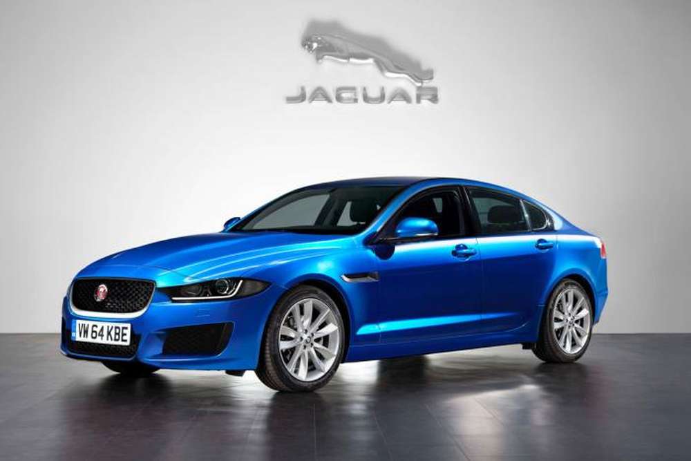 Jaguar тестирует новое поколение XF