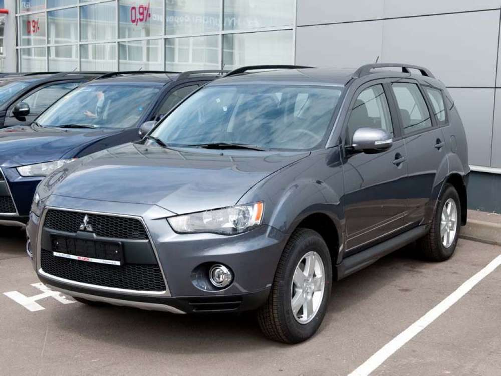 Mitsubishi отзывает 35 тысяч Outlander в России