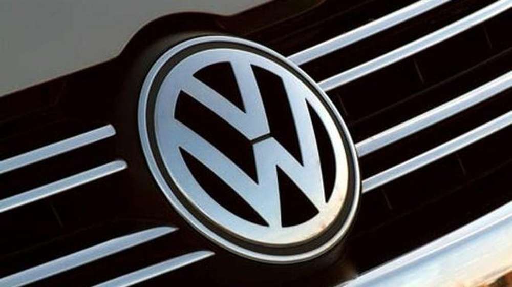 Volkswagen отзывает 100 тысяч автомобилей