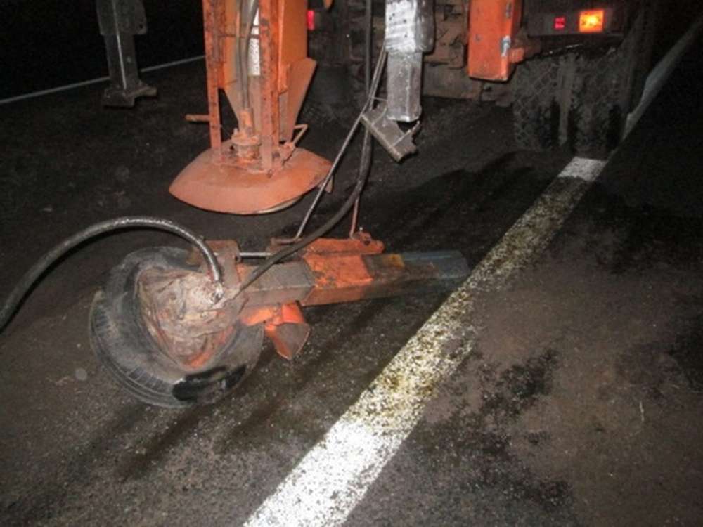 В Борисовском районе DAF протаранил три МАЗа
