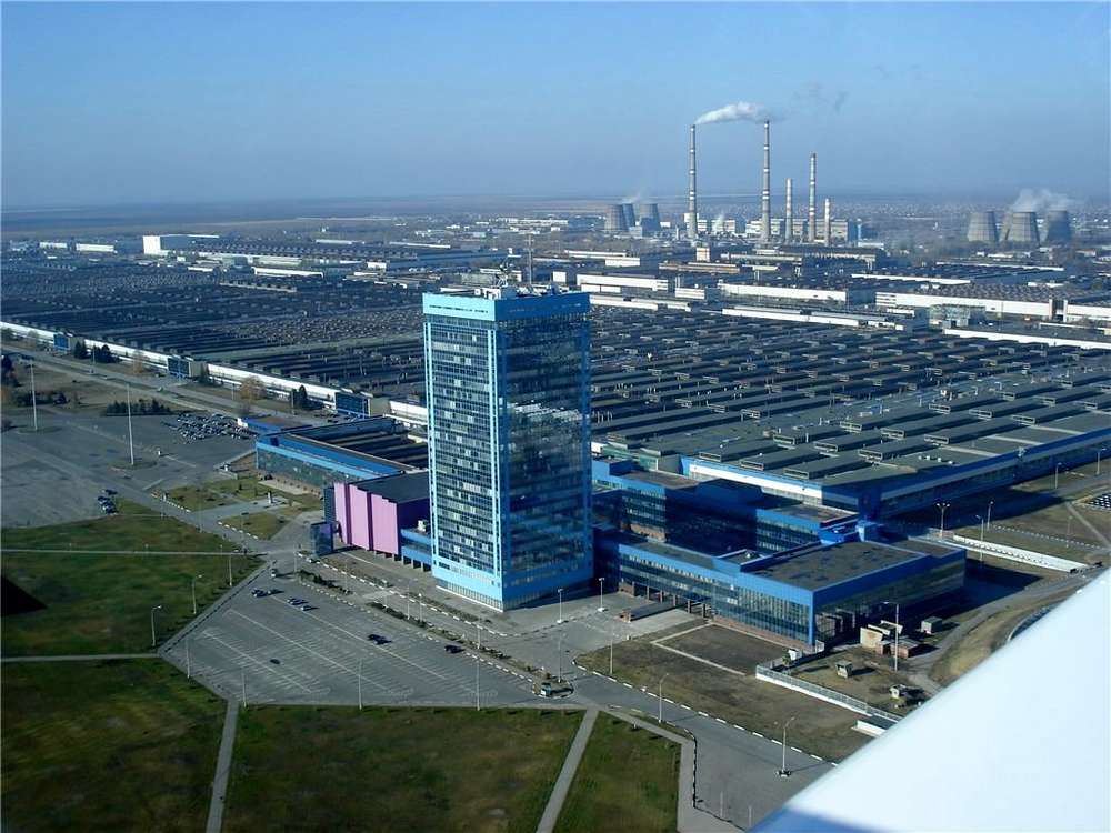 АвтоВАЗ пытается выйти из кризиса при помощи новых увольнений