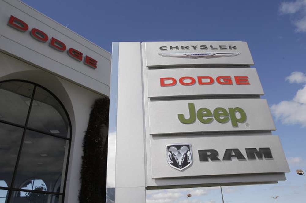Опасный дефект у двух моделей Chrysler