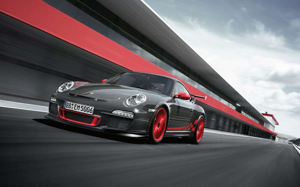 Не доглядели, или рассекреченный внешний вид Porsche 911 GT3 RS