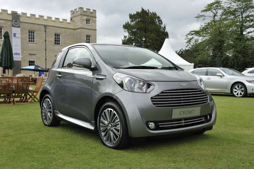 Китайцы «клонировали» ситикар Aston Martin Cygnet