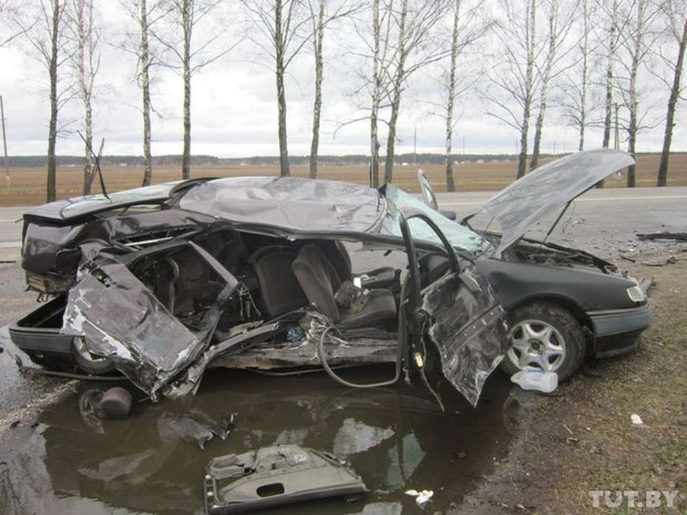 Под Молодечно столкнулись Renault и Hyundai