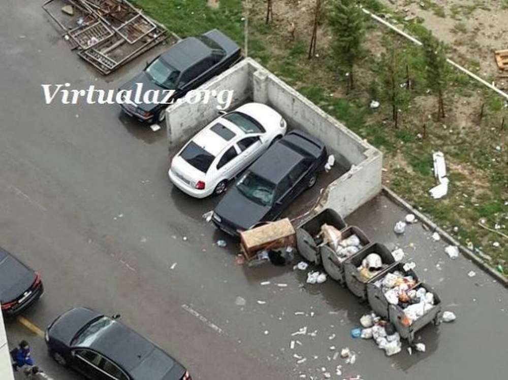 Только в Баку: Мусорку превратили в парковку