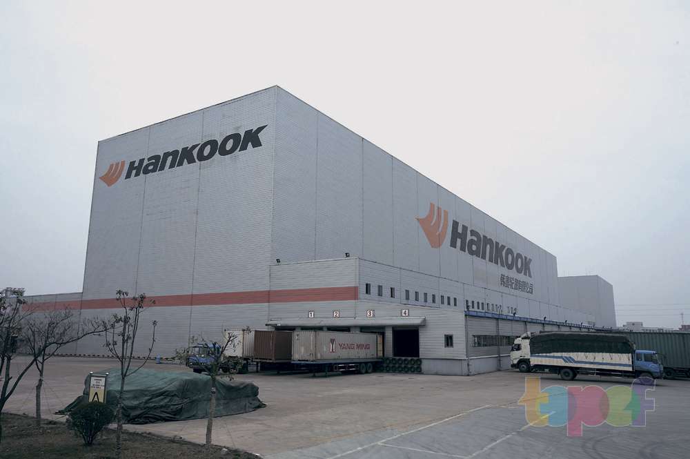 Porsche начал сотрудничать с Hankook