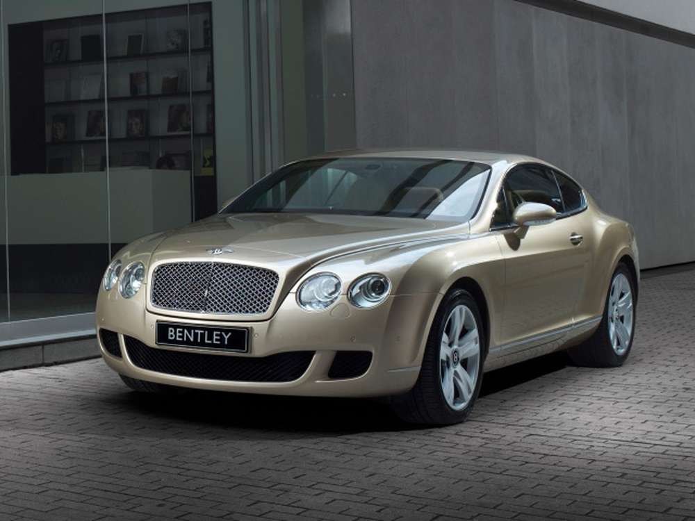 Аравийский принц за операцию в Йемене наградит пилотов сотней Bentley