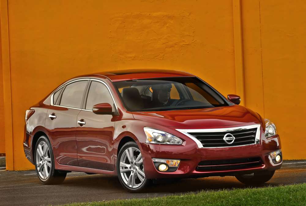 Объемы отзыва Nissan Altima увеличены
