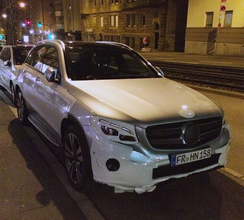 Названа дата премьеры кроссовера Mercedes GLC