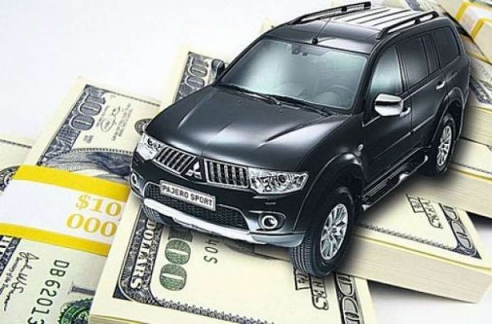 Количество кредитных авто уменьшилось в два раза