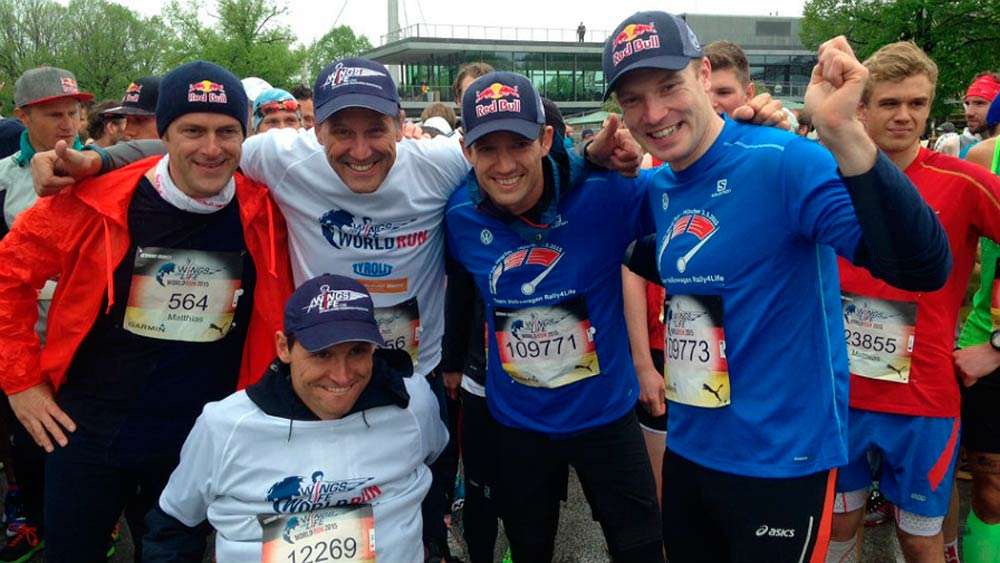 Гонщики приняли участие в благотворительном забеге Wings for Life run