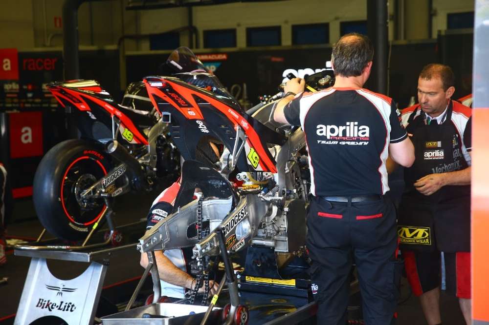 Aprilia не привезет в Ле-Ман бесшовную коробку передач