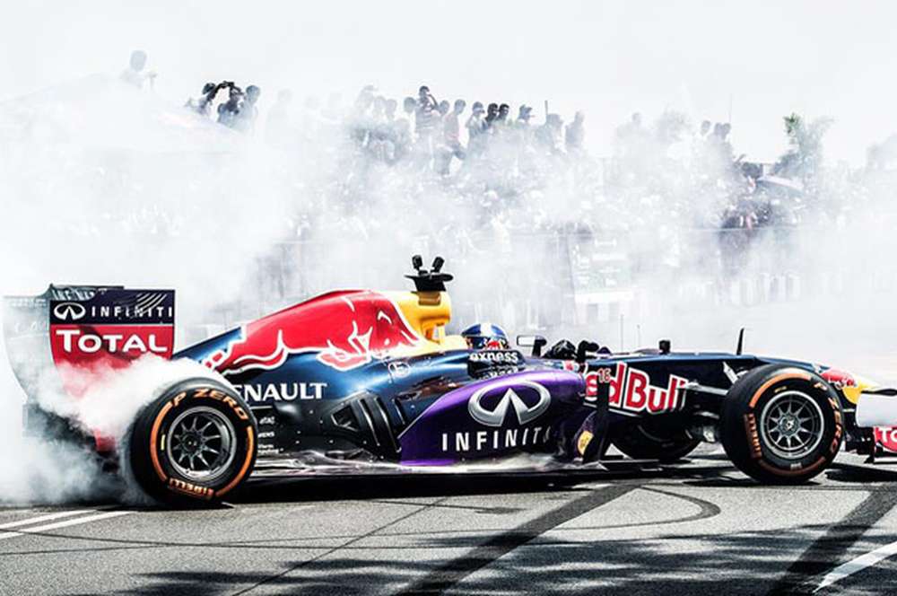 Red Bull Racing проведет демозаезды в Перу