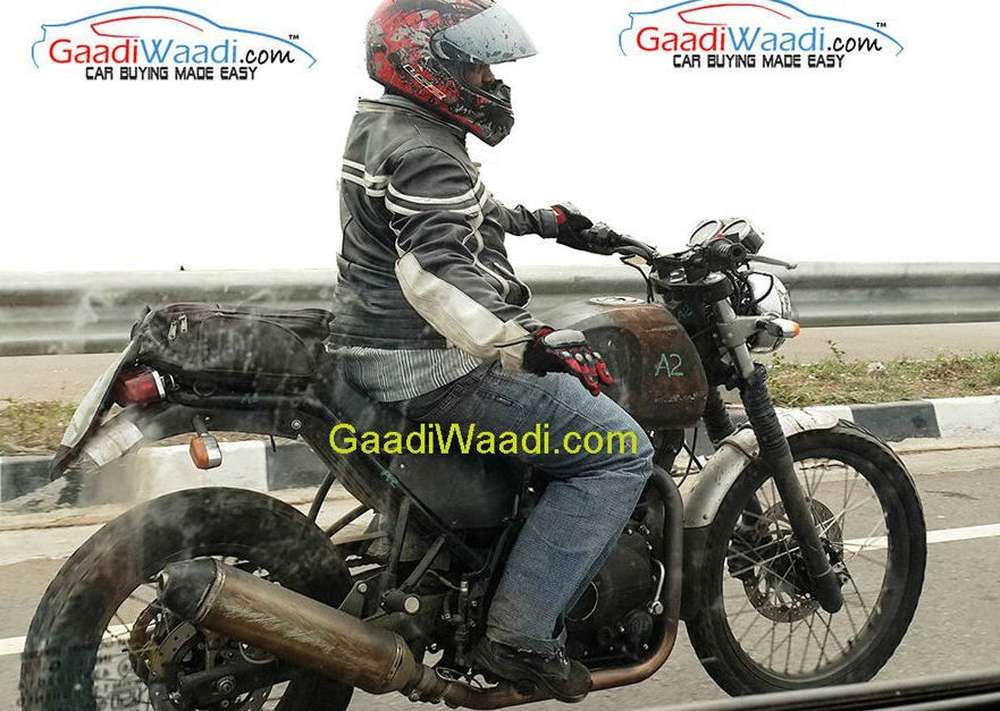 Шпионское фото Royal Enfield Himalayan