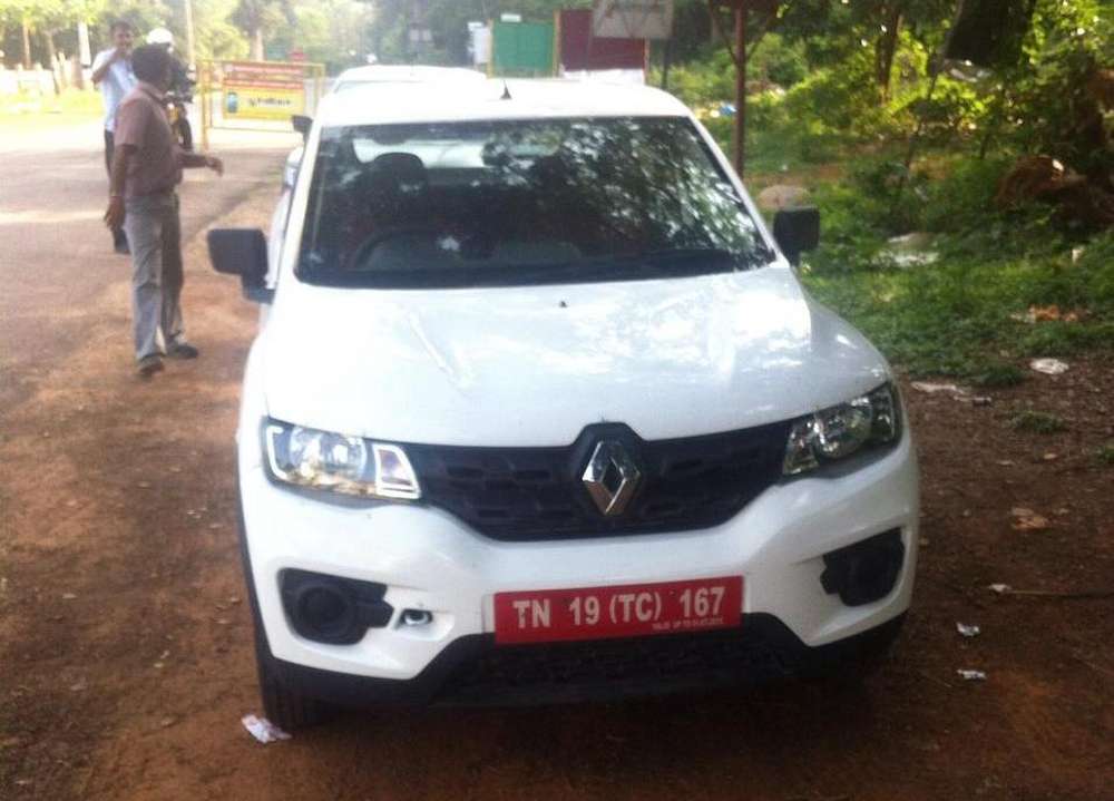 Товарный Renault Kwid угодил в объектив