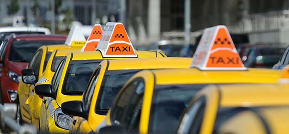 Таксистов хотят заставить сдавать экзамены каждый пять лет