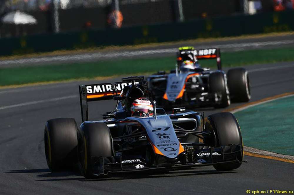 Оба гонщика Force India заработали очки в Мельбурне