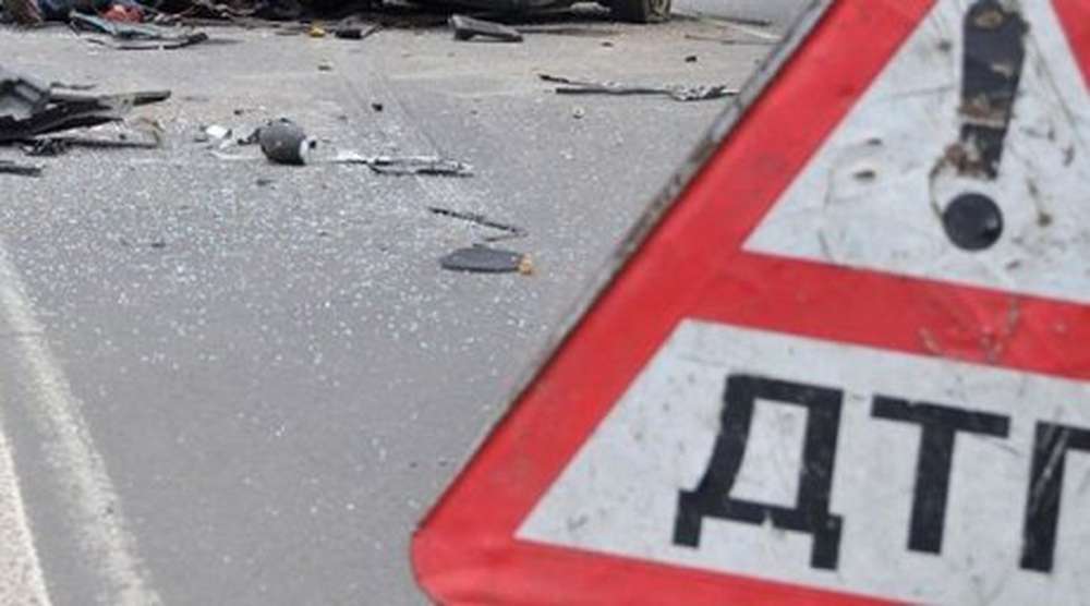 В ДТП с тремя автомобилями в Москве пострадали шесть человек