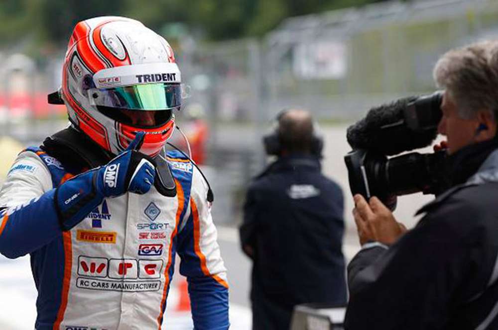 GP3: Лука Гиотто выиграл первую гонку в Австрии