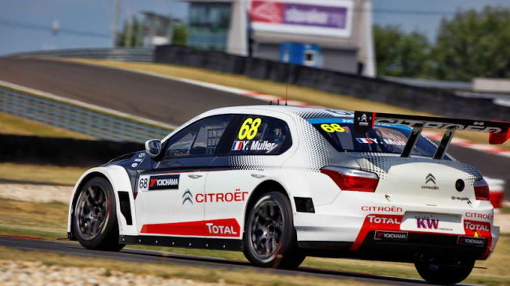 WTCC: Иван Мюллер выиграл первую гонку в Словакии