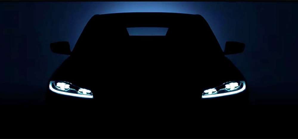 Jaguar показал кроссовер F-Pace на видео
