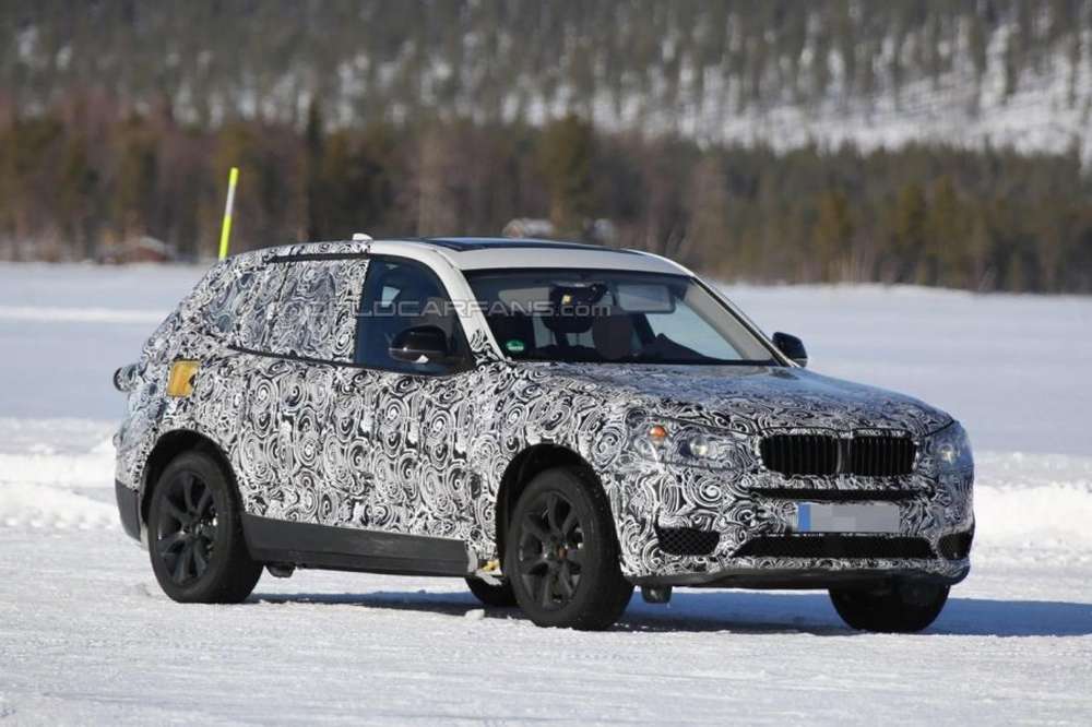 Новое поколение кроссовера BMW X3 появится через два года
