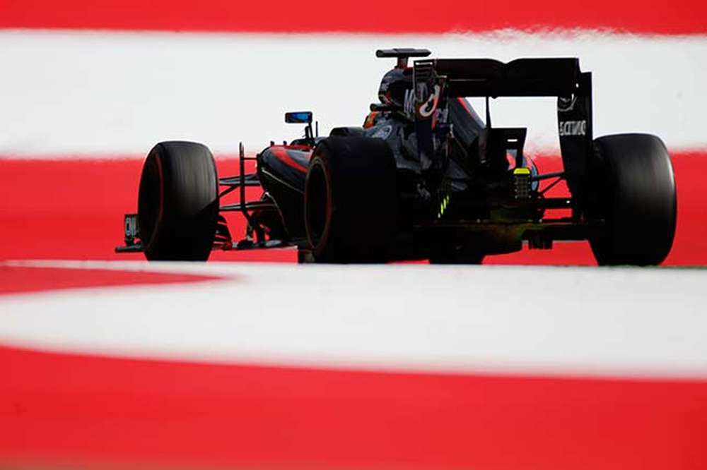 Булье: Трассы, вроде Сильверстоуна, не подходят McLaren