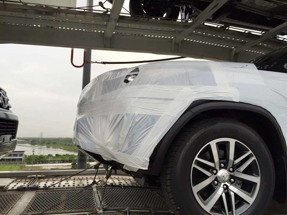 Опубликованы фото нового внедорожника Toyota