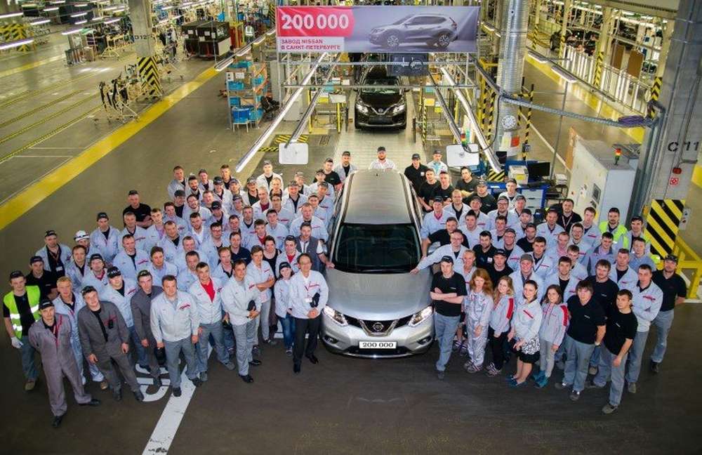 Компания Nissan остановила автозавод в Петербурге до 3 августа