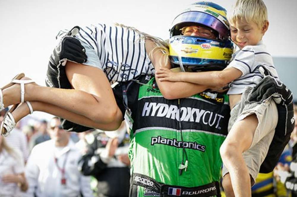 IndyCar: Себастьян Бурдэ одержал победу в Милуоки