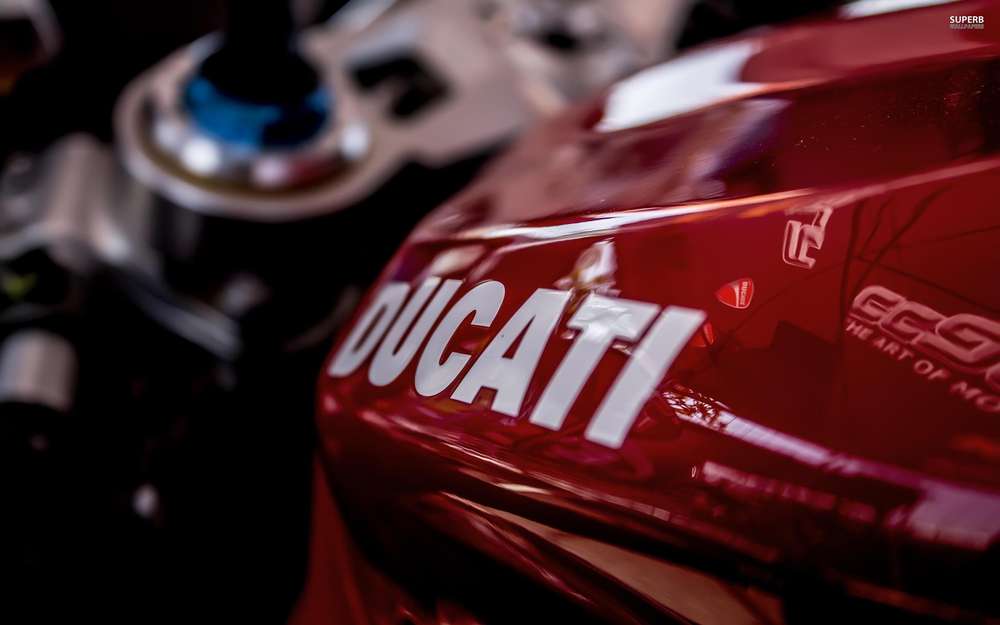 Компания Ducati побила личный рекорд по итогам двух кварталов 2015 года
