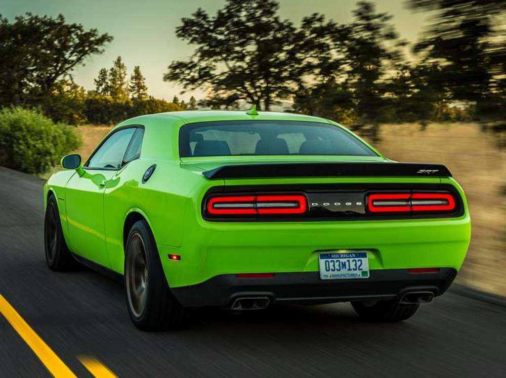 Dodge srt Hellcat 2015