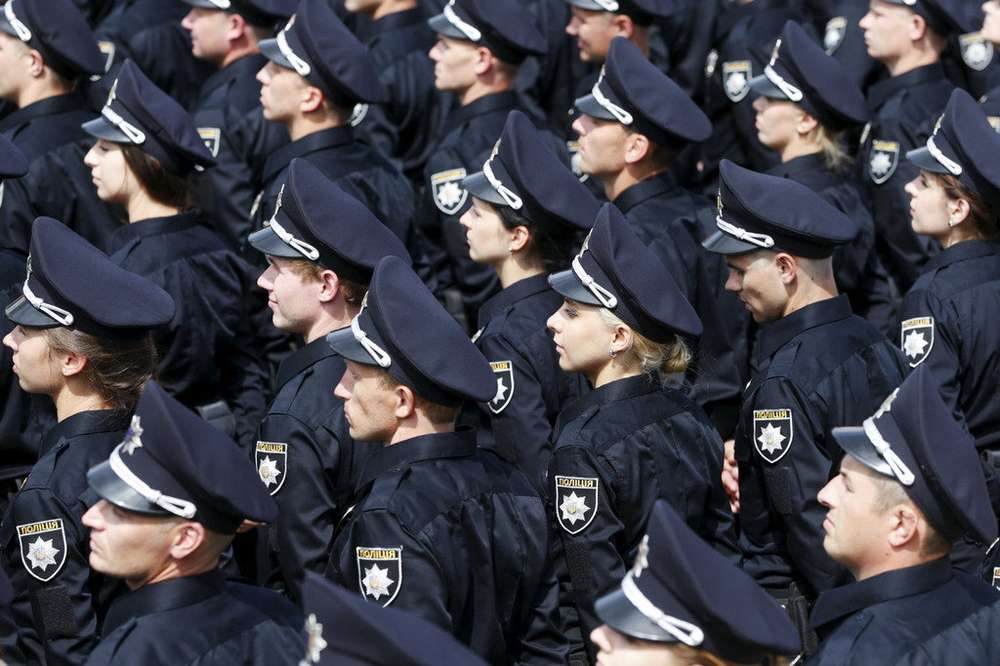 Автодороги Закарпатья будут охранять патрульные полицейские