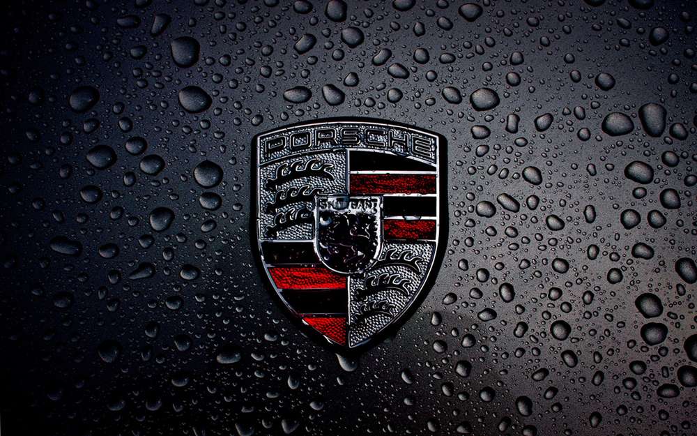 Февральские поставки новых Porsche насчитывают 14,8 тысячи авто