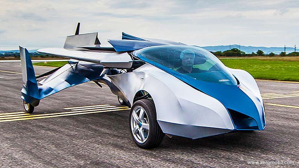Компания AeroMobil работает над серийной модификацией летающего автомобиля