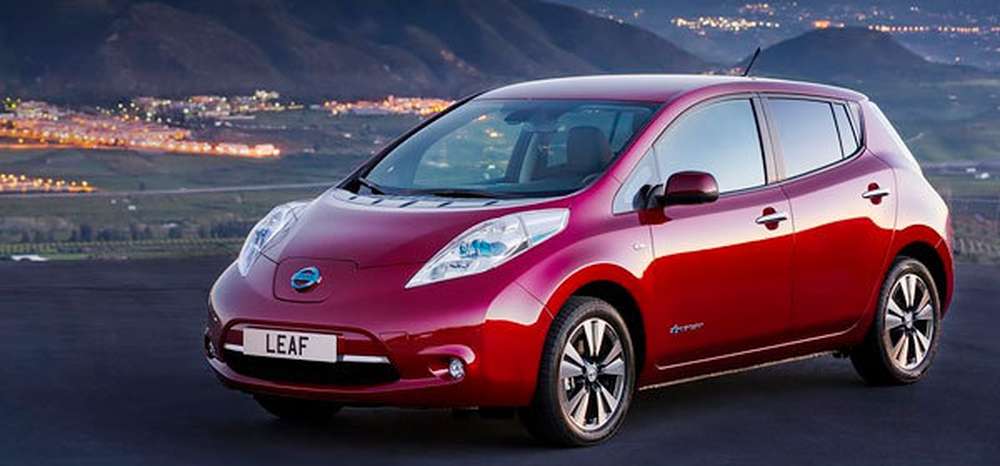 Электрокар Nissan Leaf хотят превратить в кроссовер